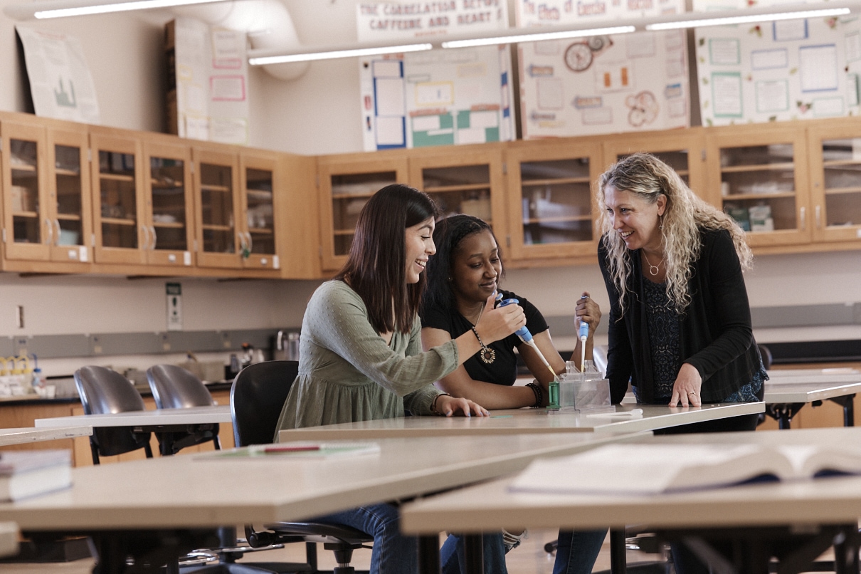 U.S. News & World Report Recognizes Alverno for Strong Commitment to Teaching, Innovation